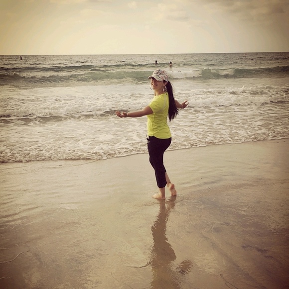 Meet your Posher, Alina - Picture 1 of 1