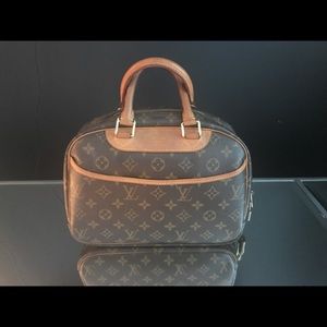 Vintage DISCONTINUED one of a kind Louis Vuitton