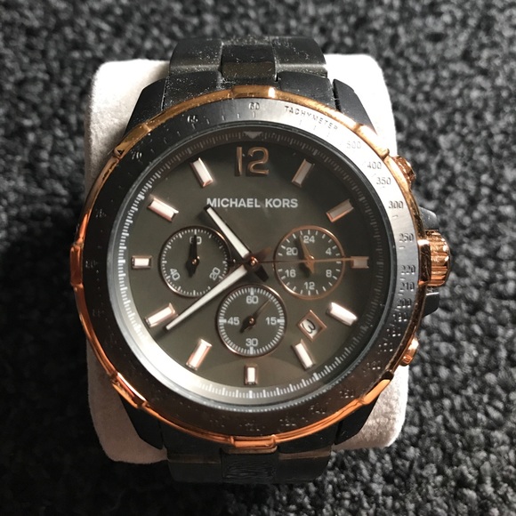 Michael Kors Men’s Stainless Steel Link Watch - Picture 2 of 3