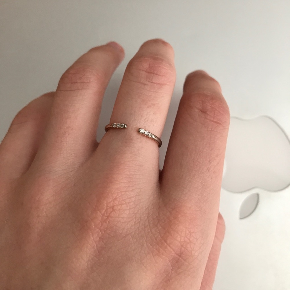 Dainty rose gold ring
