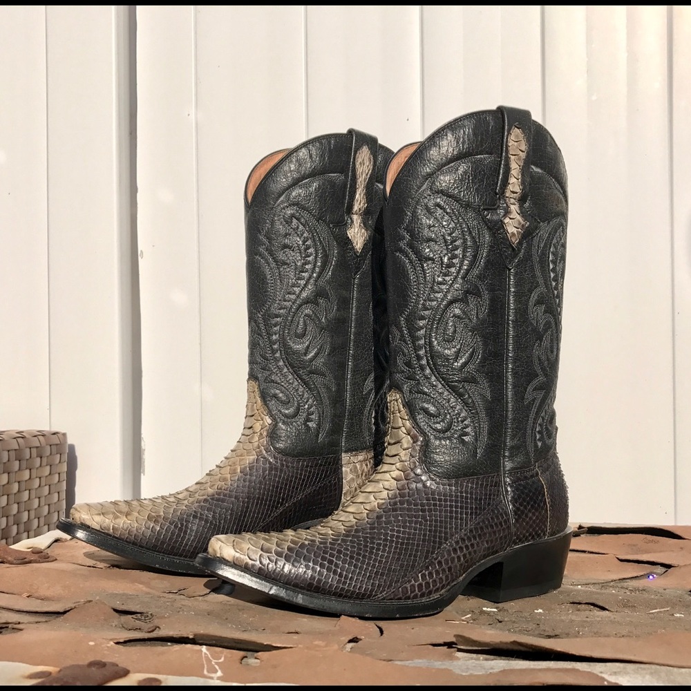 Real Python 🐍 Radical Boot Co. Boots only tried on ❤️