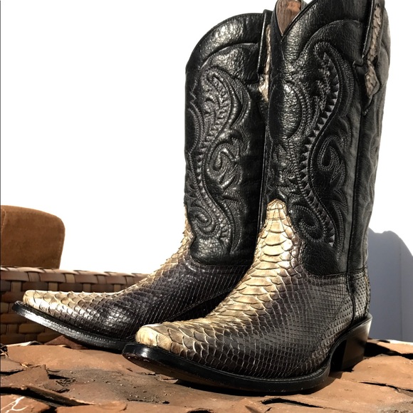 Real Python 🐍 Radical Boot Co. Boots only tried on ❤️ - Picture 4 of 9