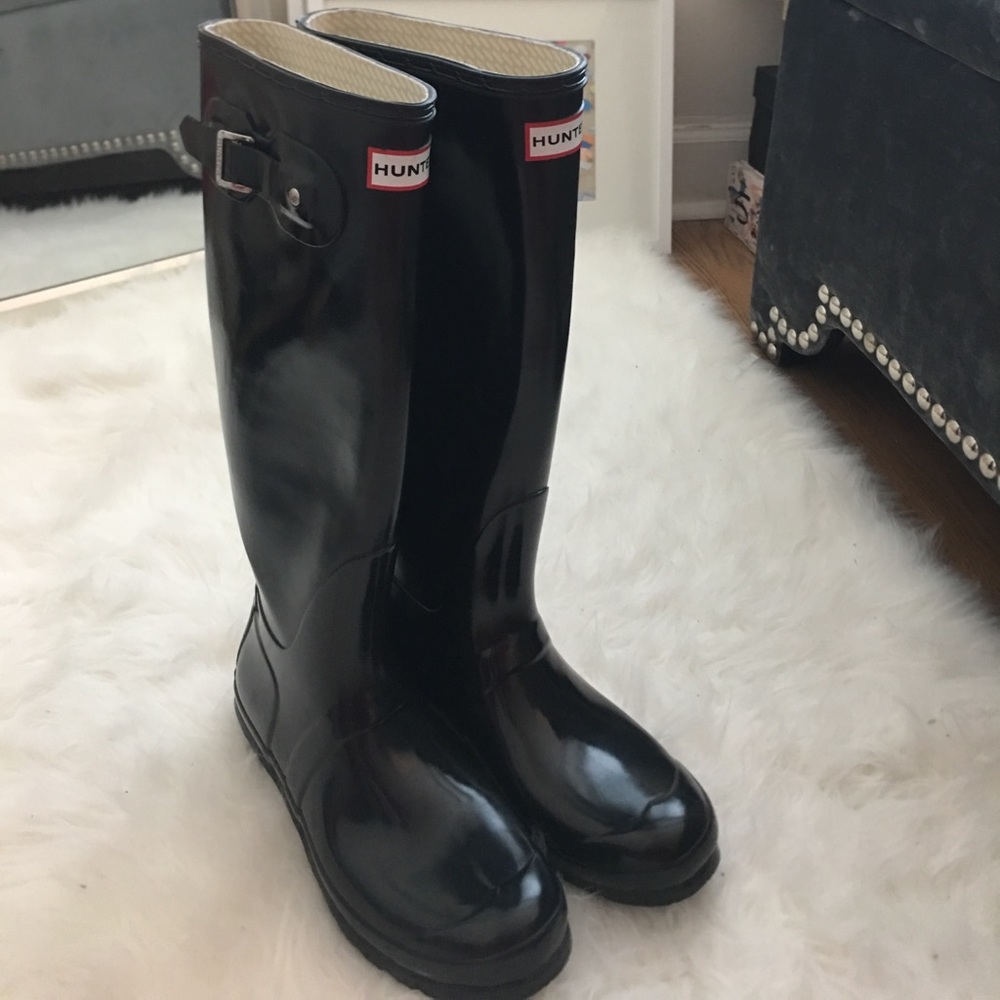 Hunter rain boots ☔️ Size 8! Barely worn!