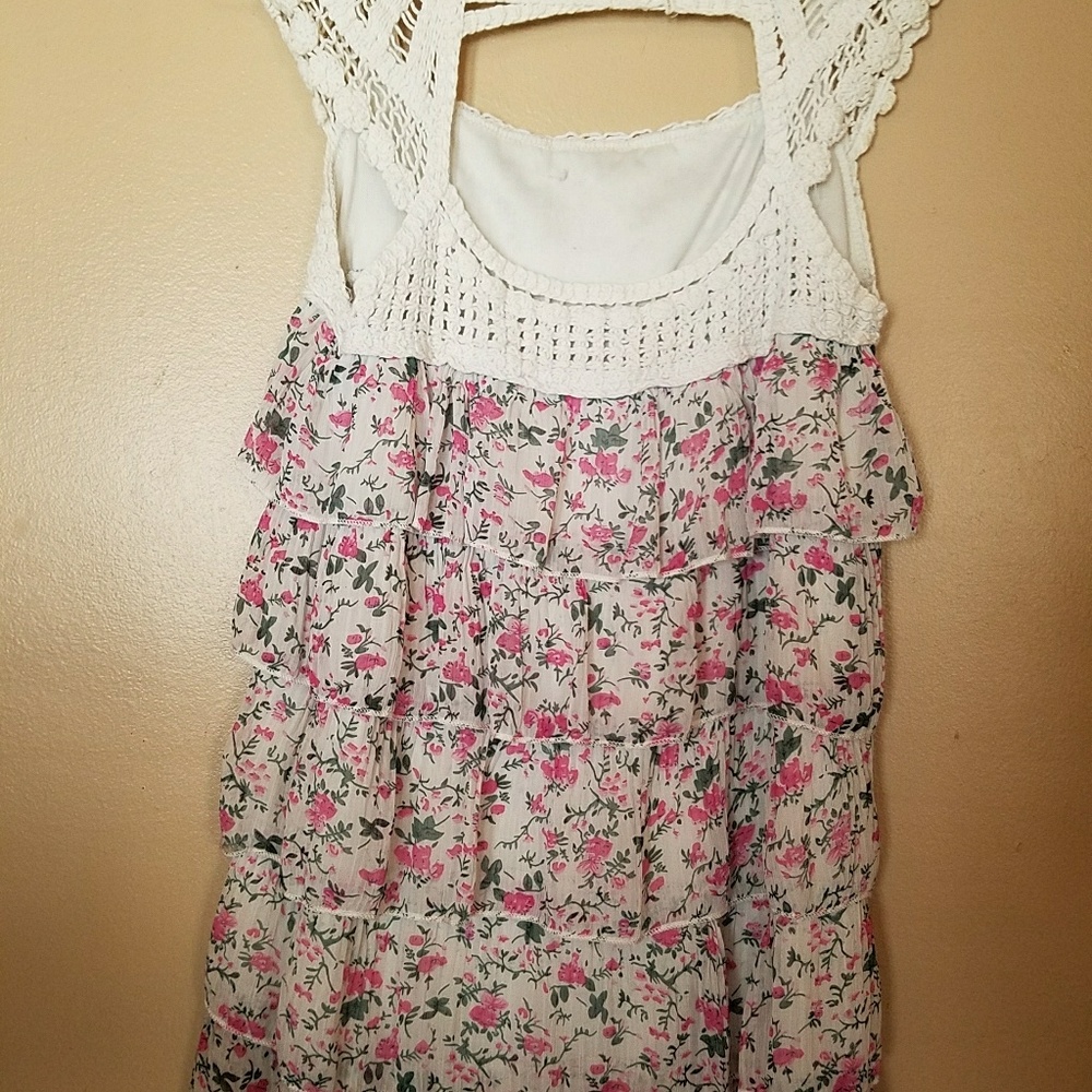 Lace Floral Ruffled Tank Top Size Small