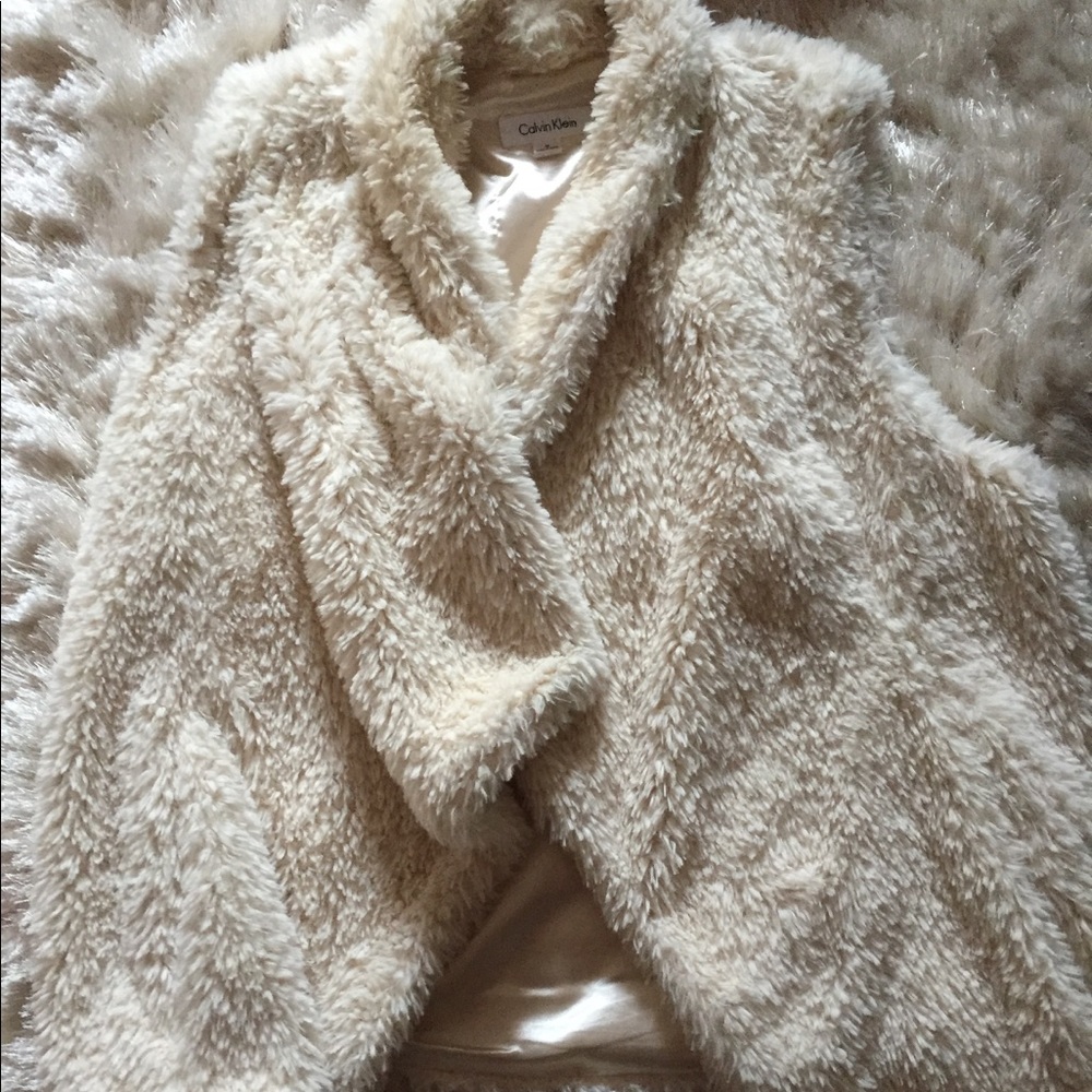 Fluffy Vest