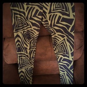 Slightly used LulaRoe Leggings