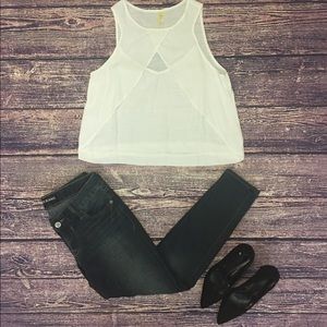 Free People White Linen Key Hole Tank XS