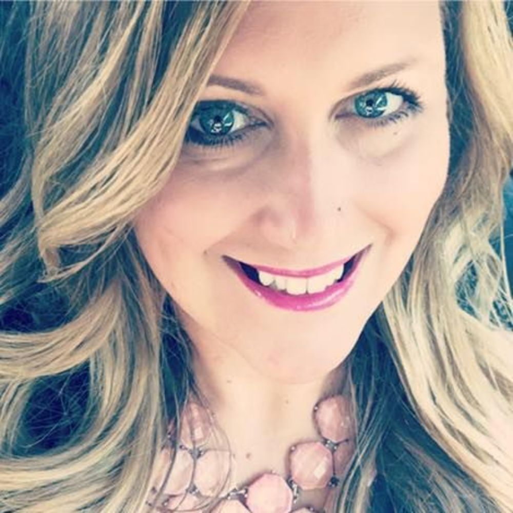 Meet your Posher, Nicole