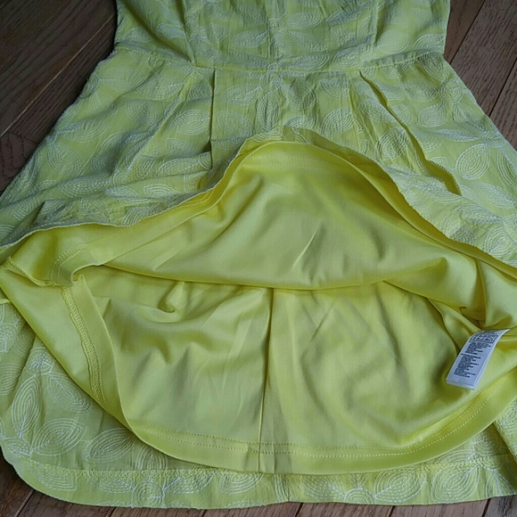 ♦3 for $15 Citrine Yellow Embroidered Flower Dress - Picture 4 of 8