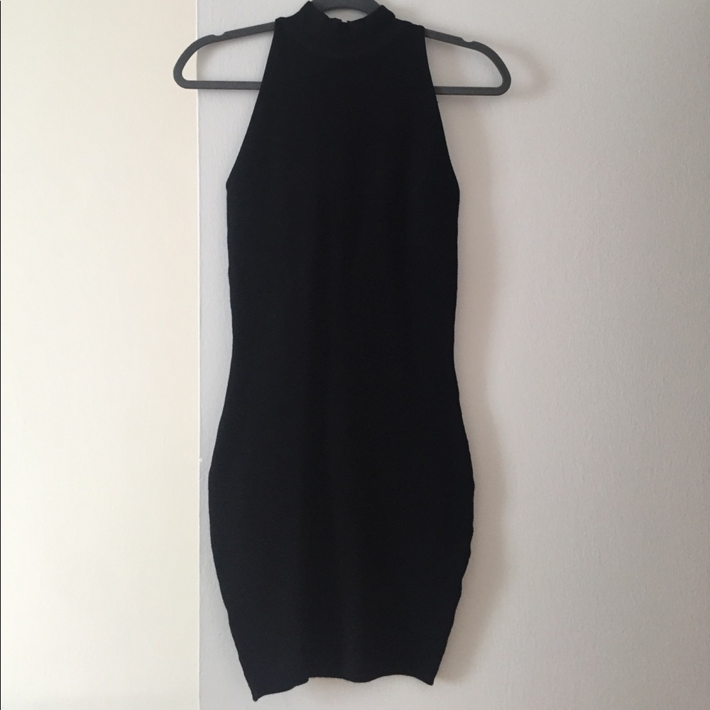 Olivaceous Mock Neck Dress. Size M