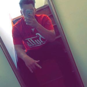 Meet your Posher, Troy