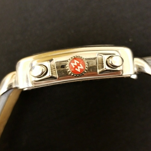 Watch - Picture 3 of 5