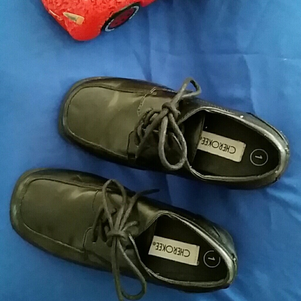 New Oxford Dress shoes Boys (size 1)