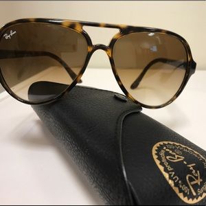 Ray-Ban Women Aviator Sunglasses