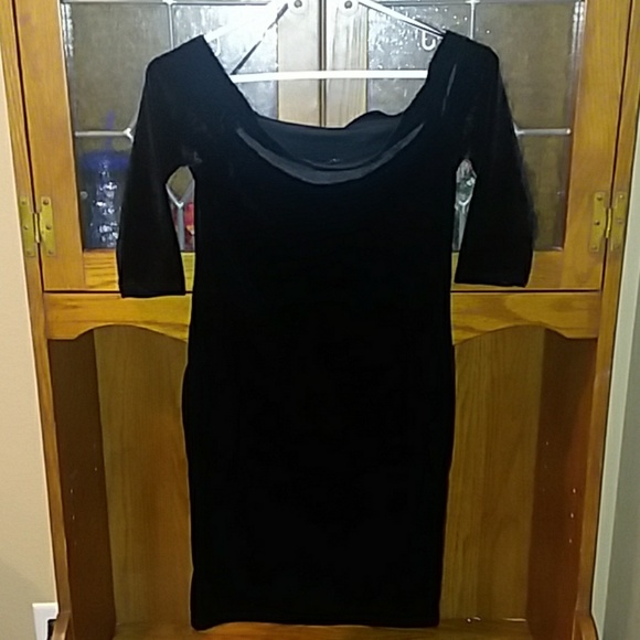 🔥Velvet🔥Black Off the Shoulder Dress ❄ - Picture 8 of 8