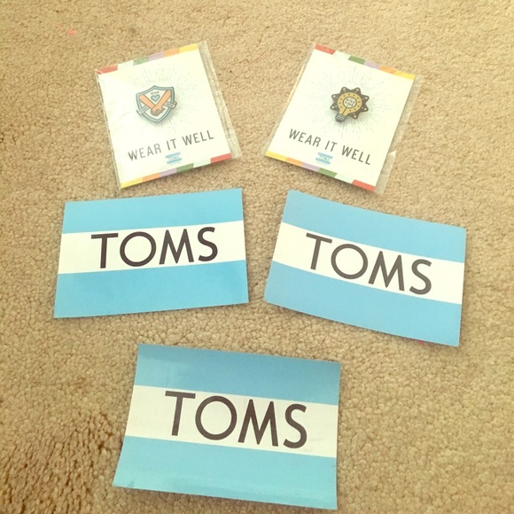 Toms Accessories - 💕Bundle of 3 TOMS stickers and 2 TOMS pins