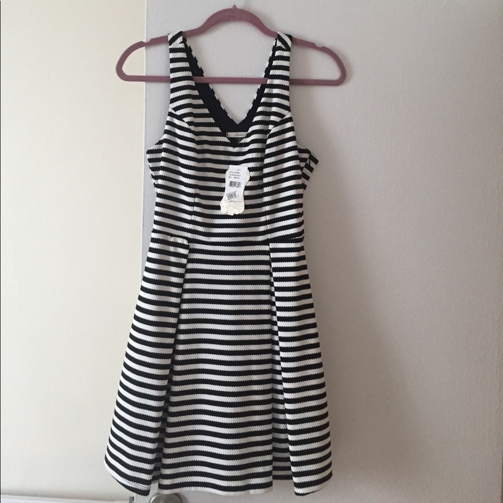 NWT Soprano Dress. Size M