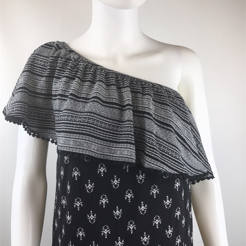 Xhilaration Shift Summer Dress One Shoulder Boho