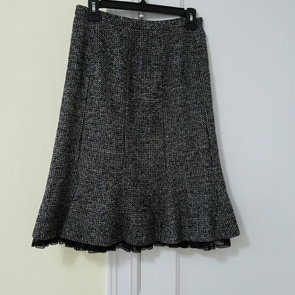 Neiman Marcus Exclusive Wool blend skirt.