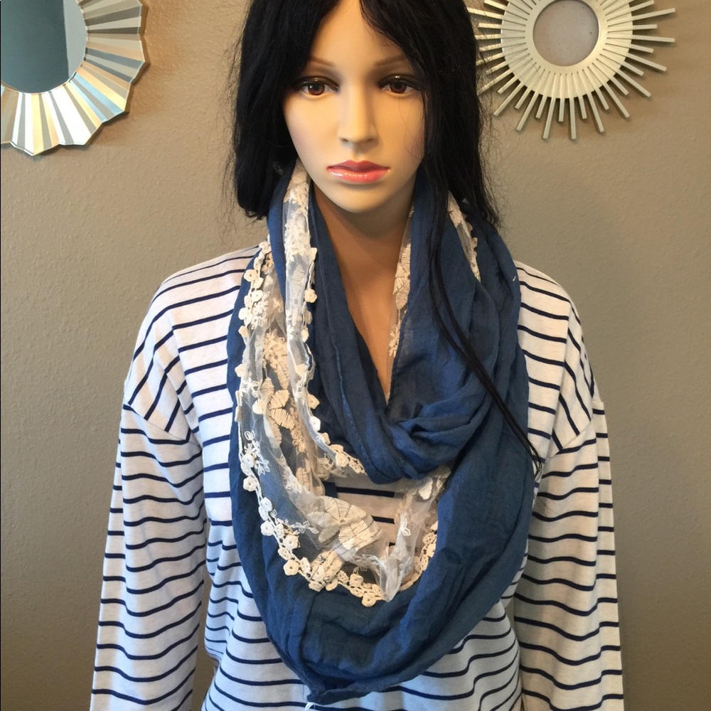 Infinity loop scarf - Picture 3 of 4