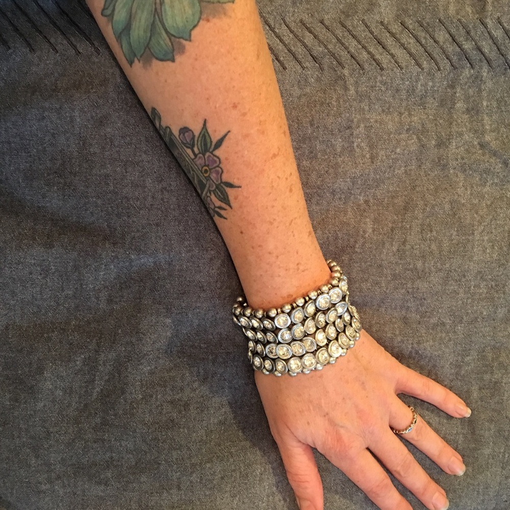 Chunky crystal cuff stretch bracelet