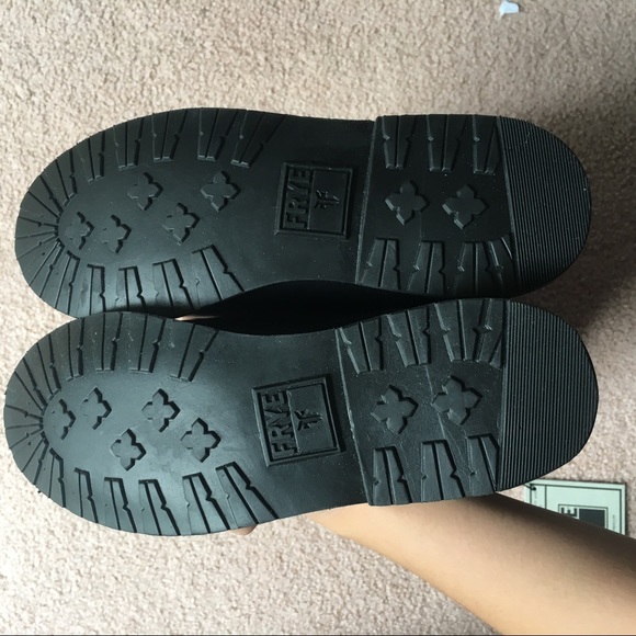 [NWT] Frye Celia Black Tall Shearling Boots - Picture 4 of 4