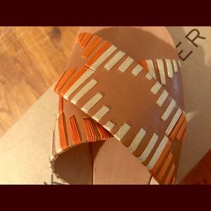 Kelsi Dagger Brooklyn : Crown Flat Sandals