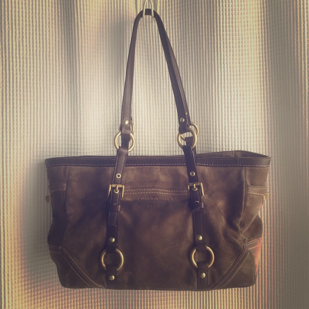 Coach "hamptons" Suede gallery tote 👜