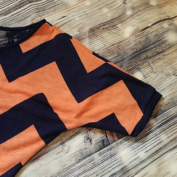 Beautiful dress too casual top. - Picture 6 of 6