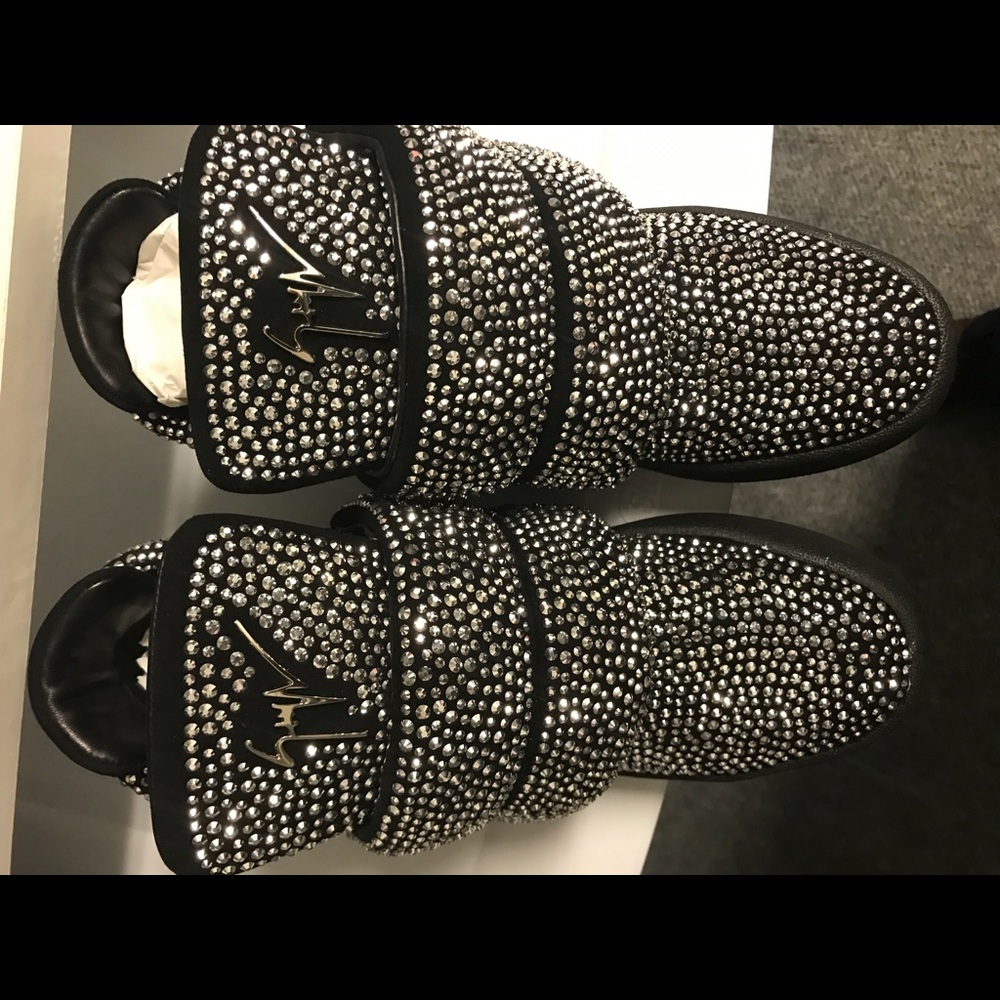 Giuseppe Zanotti Swarovski crystal sneakers