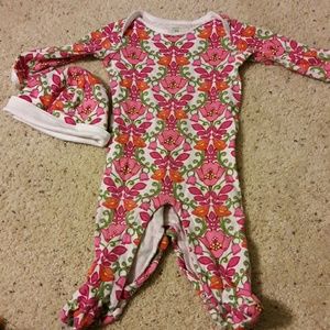 Good condition Vera Bradley baby hat and bodysuit