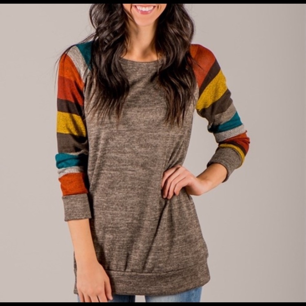 Bellamie Gorgeous Striped Top. Size Medium.