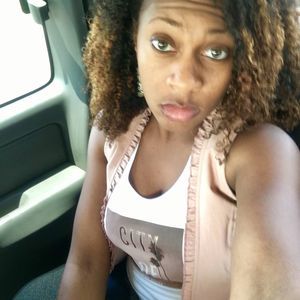 Meet your Posher, Brittany