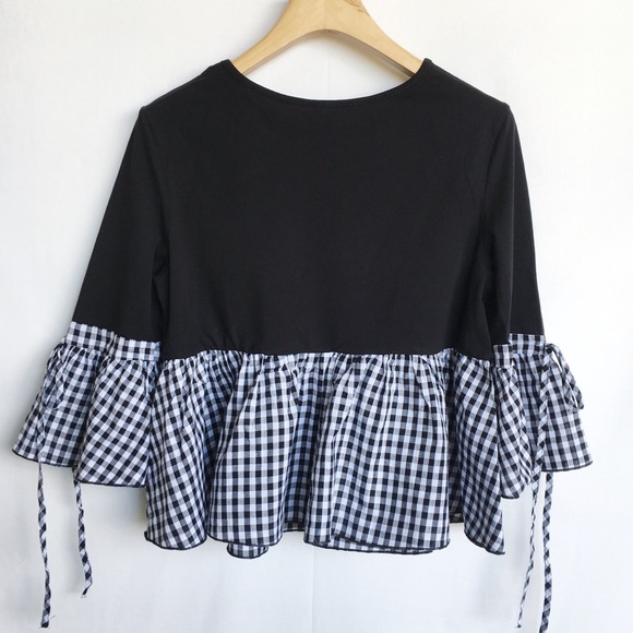LAST 1! Bell sleeve gingham blouse - Picture 4 of 5