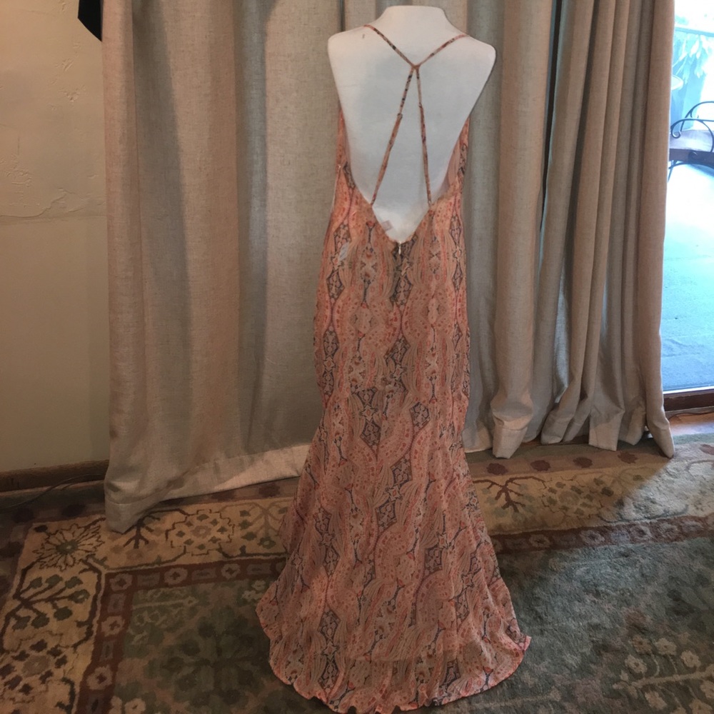 FOREVER 21 DRESS - Picture 2 of 6