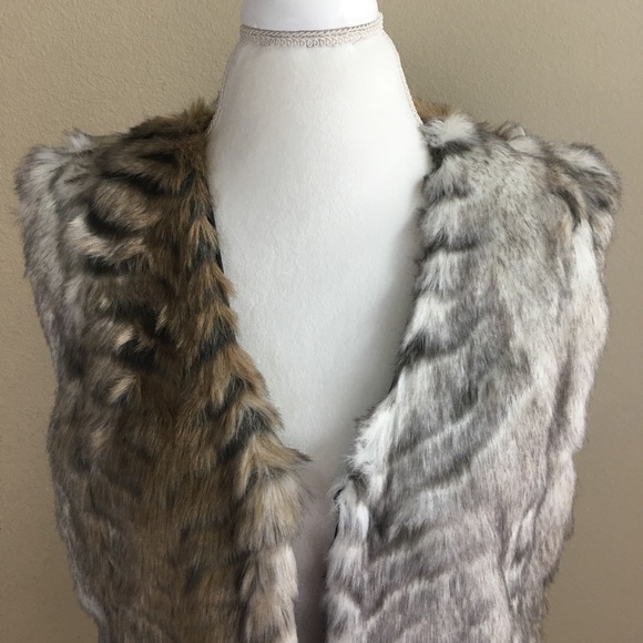 Buffalo David Bitton Faux Fur Vest - Picture 2 of 8