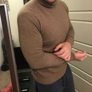 A brand new TDV original cashmere turtleneck!