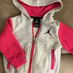 Jordan sweat outfit size 12 months. Good condition