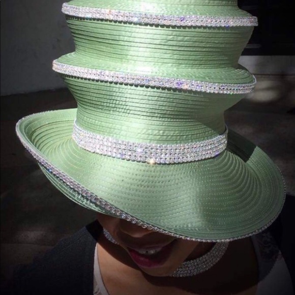 Brand new dress by Tally Taylor - Picture 3 of 5