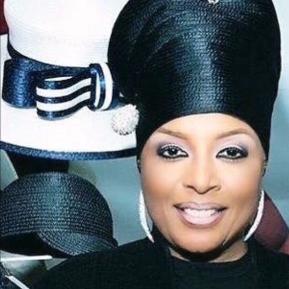 Brand new dress by Tally Taylor - Picture 4 of 5