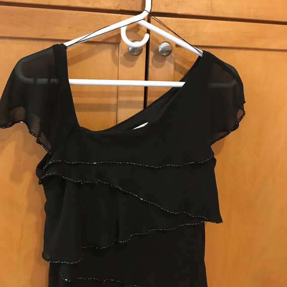 Party dress - Picture 2 of 3