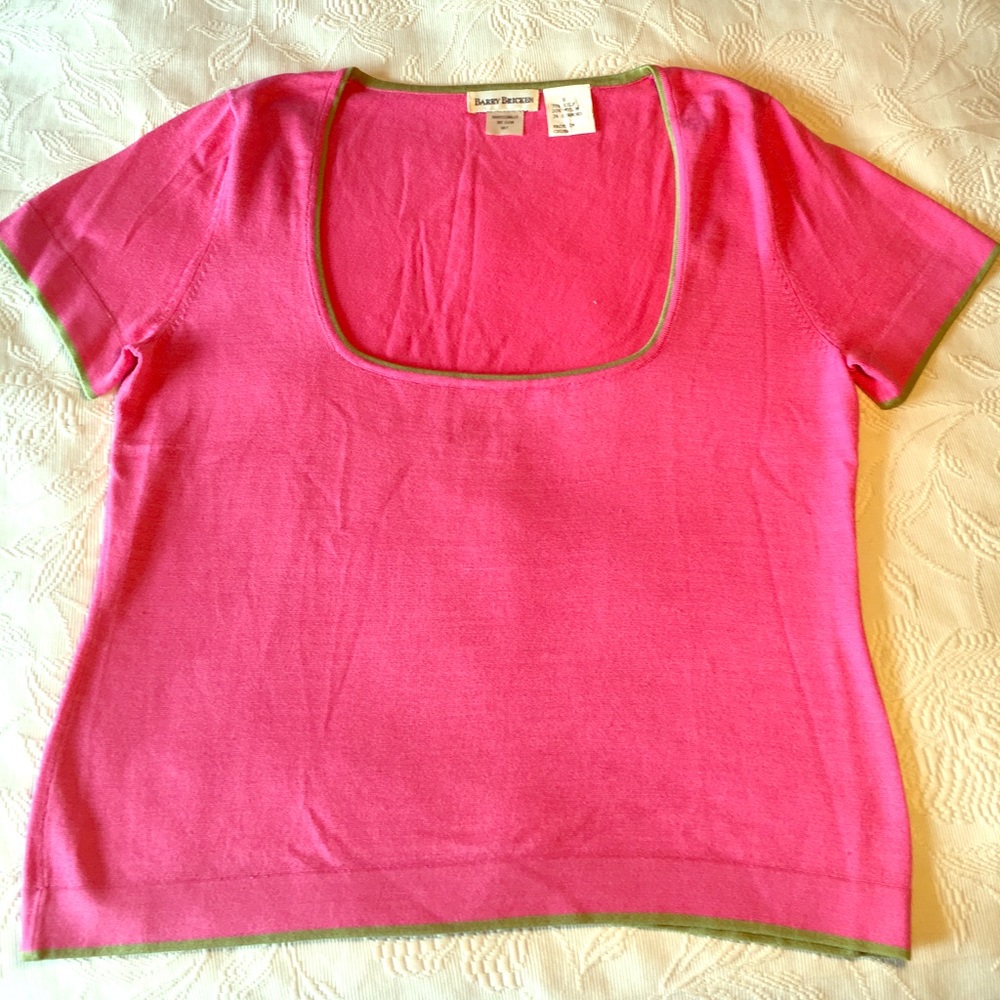 Cute Barry Bricken silk jersey top/dressy tee.