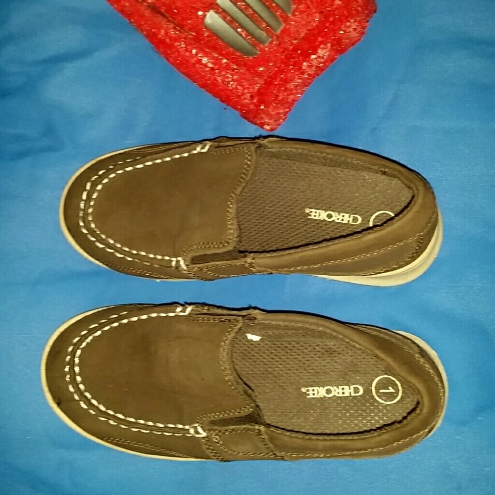 Cherokee Slip On Boy's Dress Shoes (Size 1)