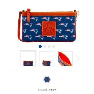 NWT Dooney & Bourne Patriots SuperBowl wristlet NWT Dooney & Bourne Patriots SuperBowl wristlet