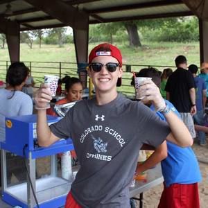 Meet your Posher, Cameron