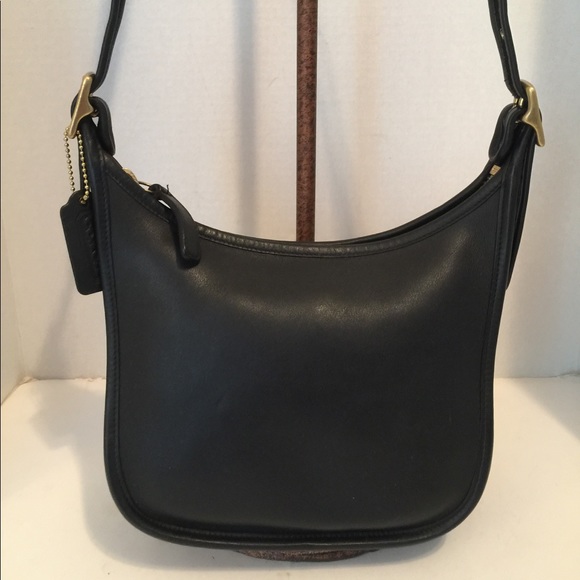 Coach Handbags - Authentic Classic Coach Janice Bag