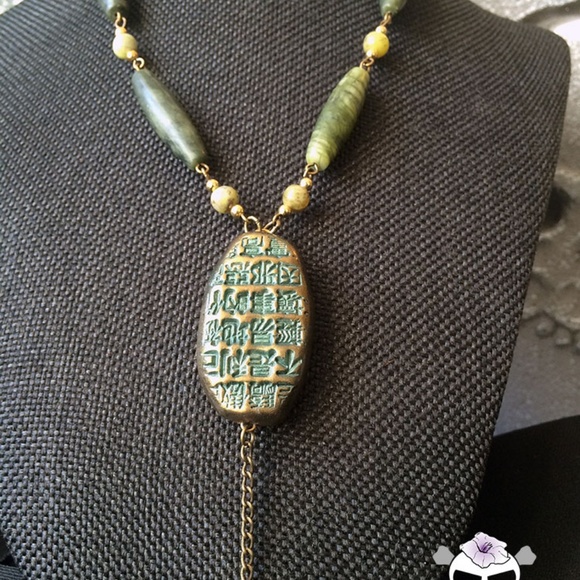 Beaded Asian Text Y Necklace - Picture 3 of 5