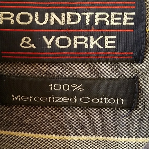 Men's short sleeve pull over - Picture 2 of 3