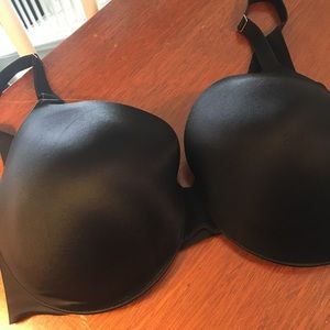 Solid Black Soma 36DDD Vanishing Back Bra