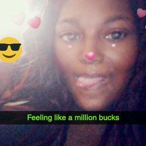 Meet your Posher, Kimberly